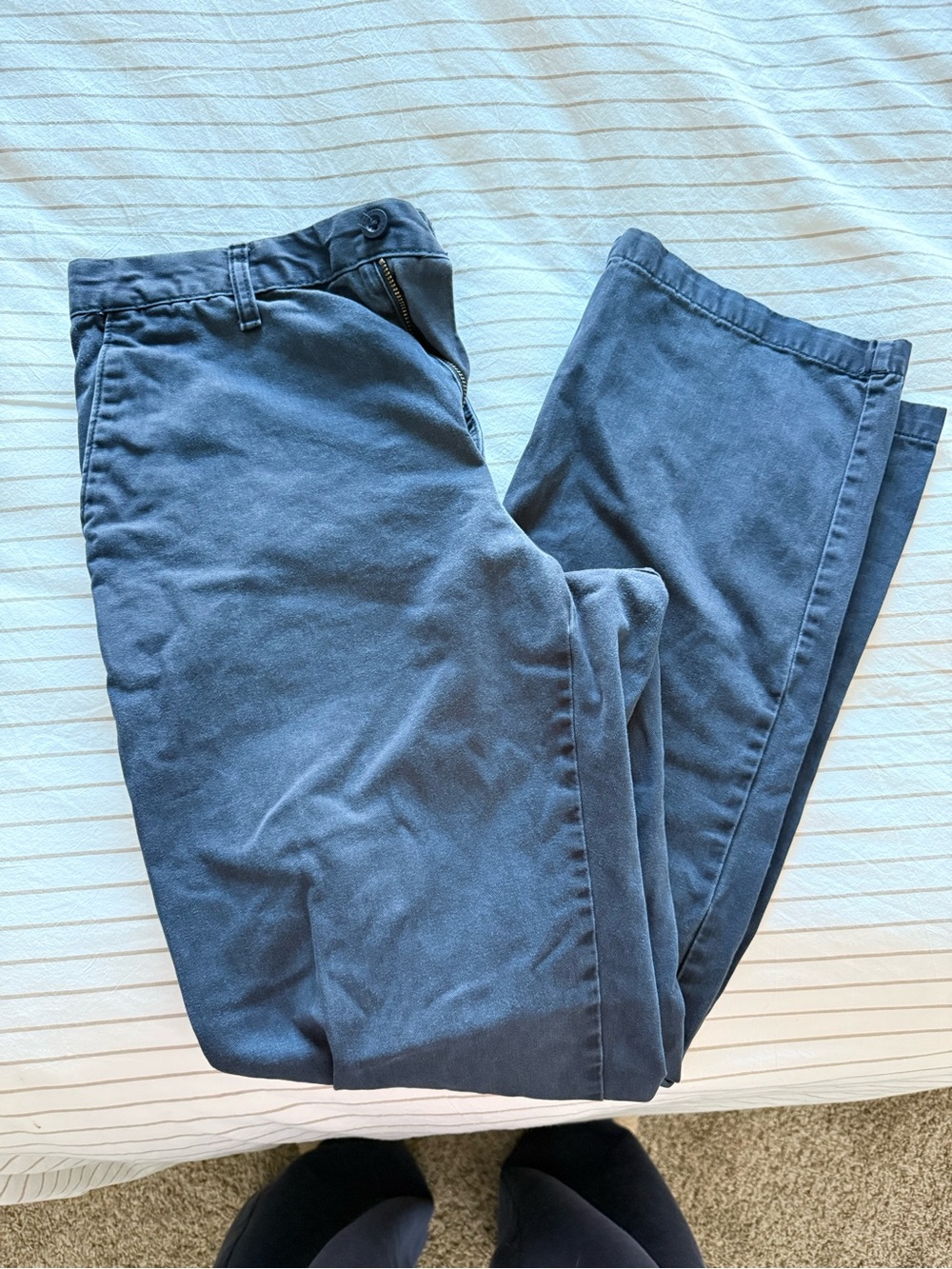 Eddie Bauer Men's Dark Blue Straight Jeans